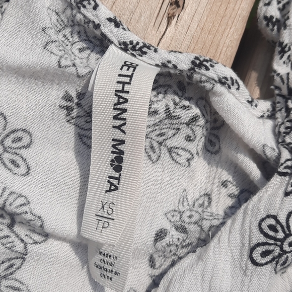 Romper - Picture 6 of 11